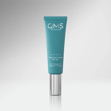ACTIVE GLOW TINTED DAY CREAM SPF 50+ – Cremă de zi colorată cu protecție solară și hidratare pentru un ten luminos și uniform – 50 ml